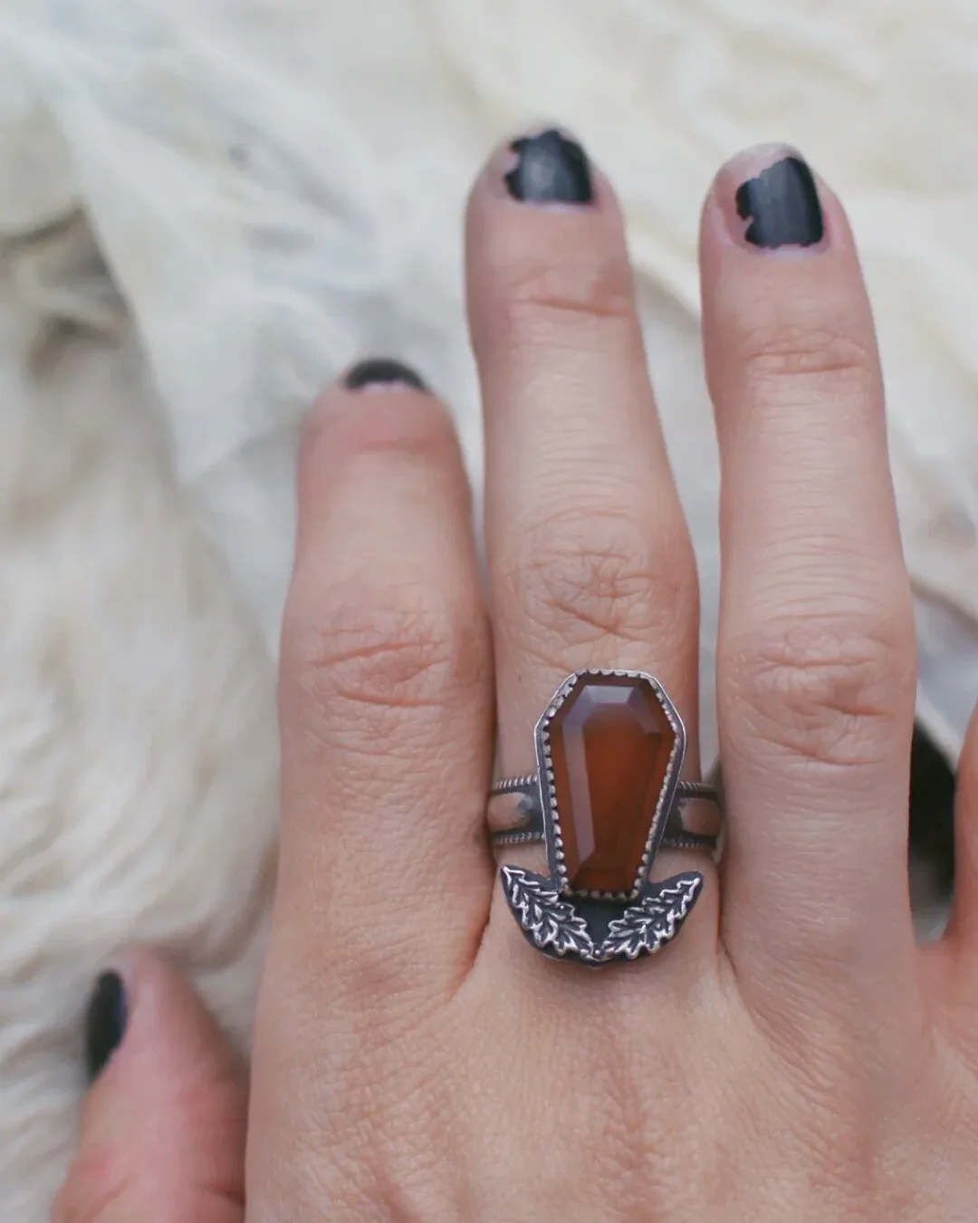 Chalcedony Coffin with Oak Leaf Boarder- size 6.25