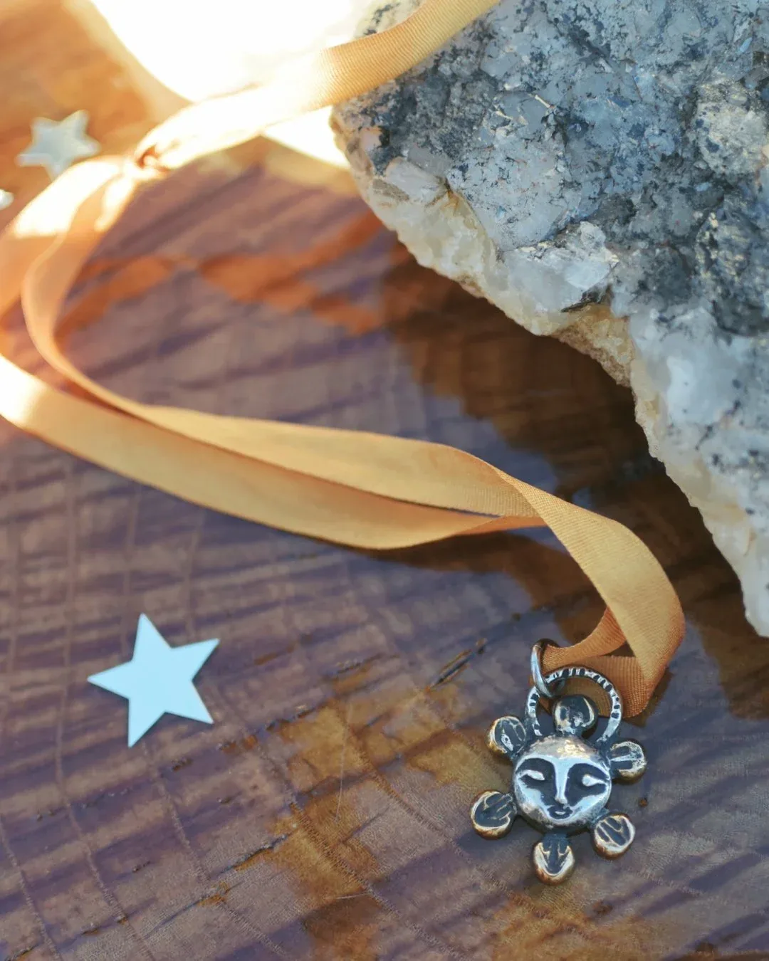 Soleil Face Pendant -with Brass