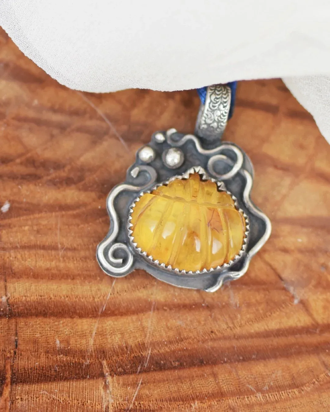 Amber Pumpkin Pendant, Without Chain