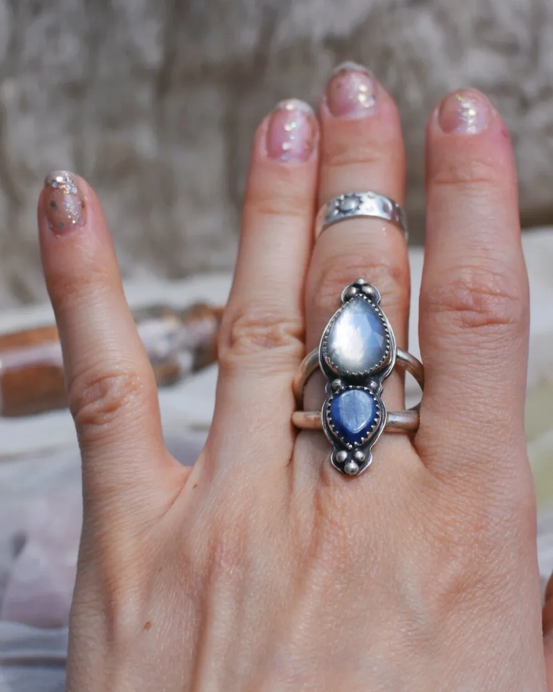 Mother of Pearl and Kyanite ring- size 8.25